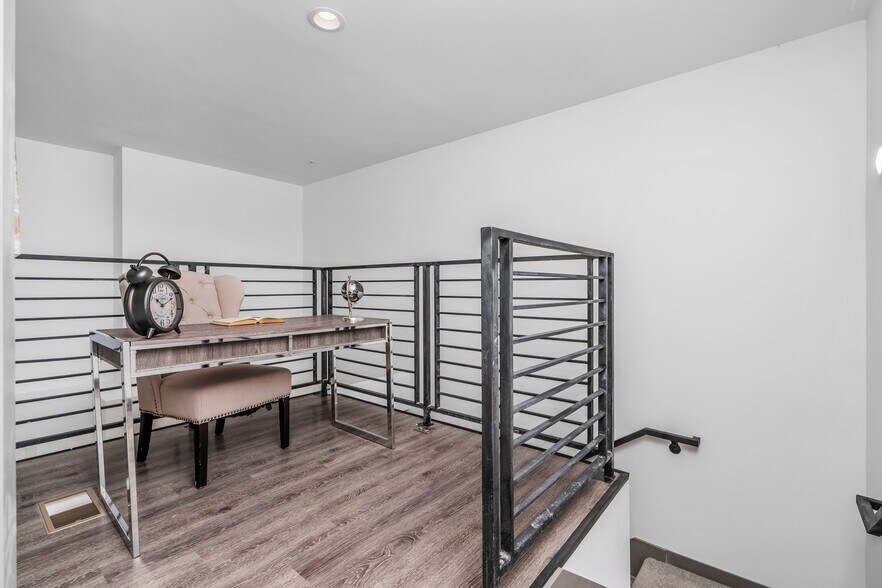 More Photos Of 1223 N Edgemont St, Los Angeles Apartments For Sale