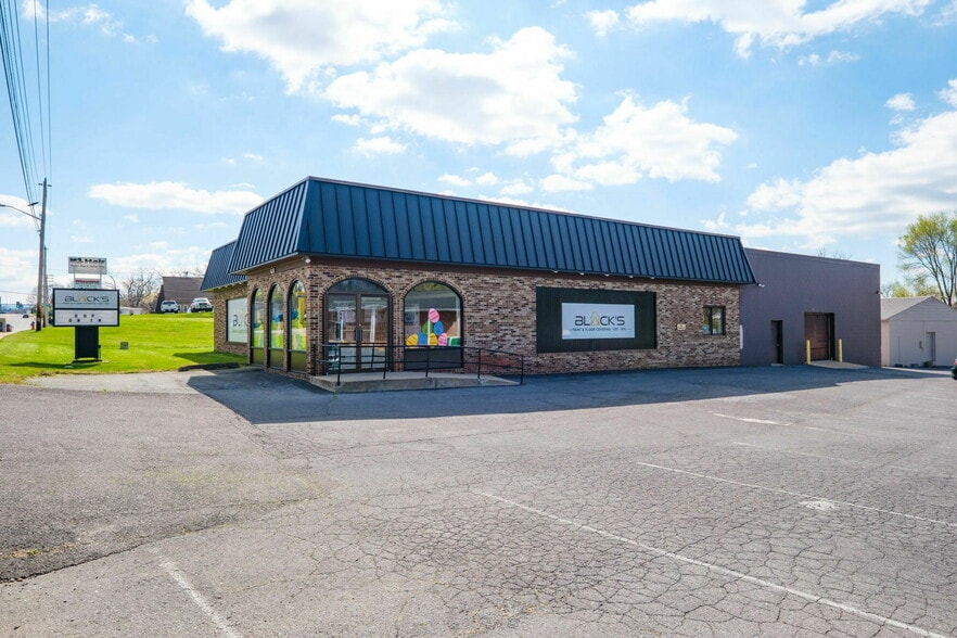 More Photos Of , Harrisonburg General Retail For Sale