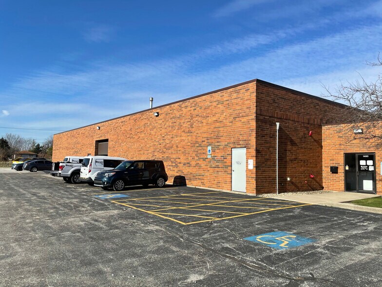 More Photos Of 1480 Huntington Ave, Calumet City Warehouse For Lease