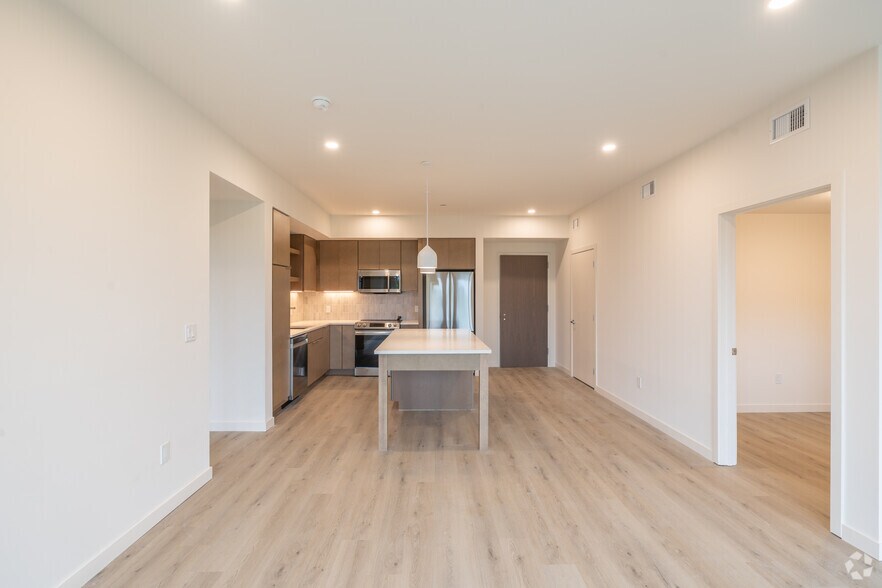 More Photos Of 44 Springside Ave, Arlington Apartments For Lease