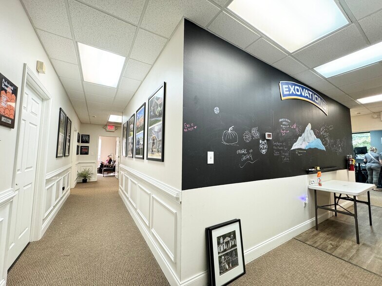 More Photos Of 1550 Oak Industrial Ln, Cumming Warehouse For Lease