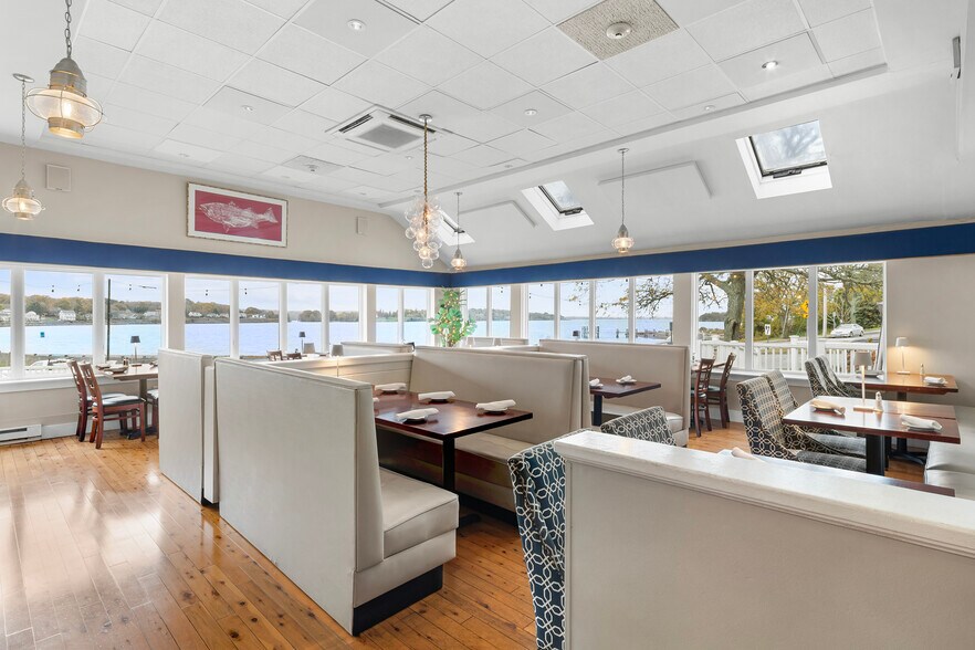 More Photos Of 15 Point Rd, Portsmouth Restaurant For Sale