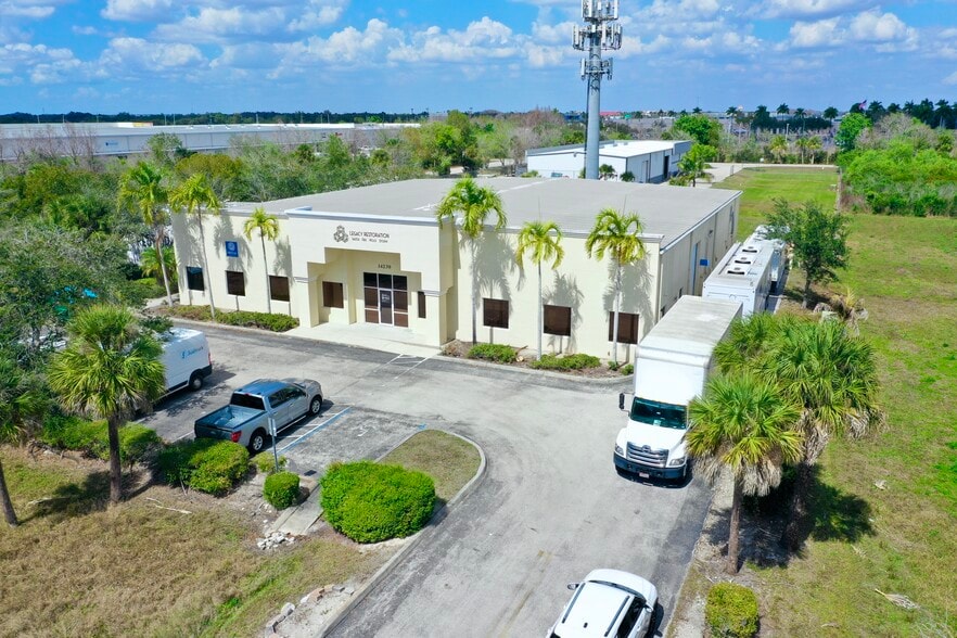 Primary Photo Of 14230 Jetport Loop W, Fort Myers Warehouse For Sale