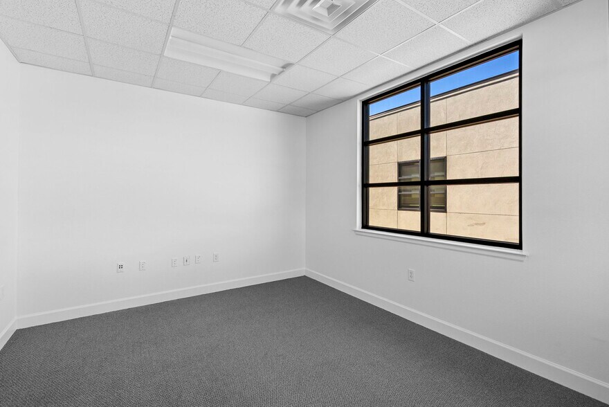 More Photos Of 8118 Fry Rd, Cypress Medical For Lease