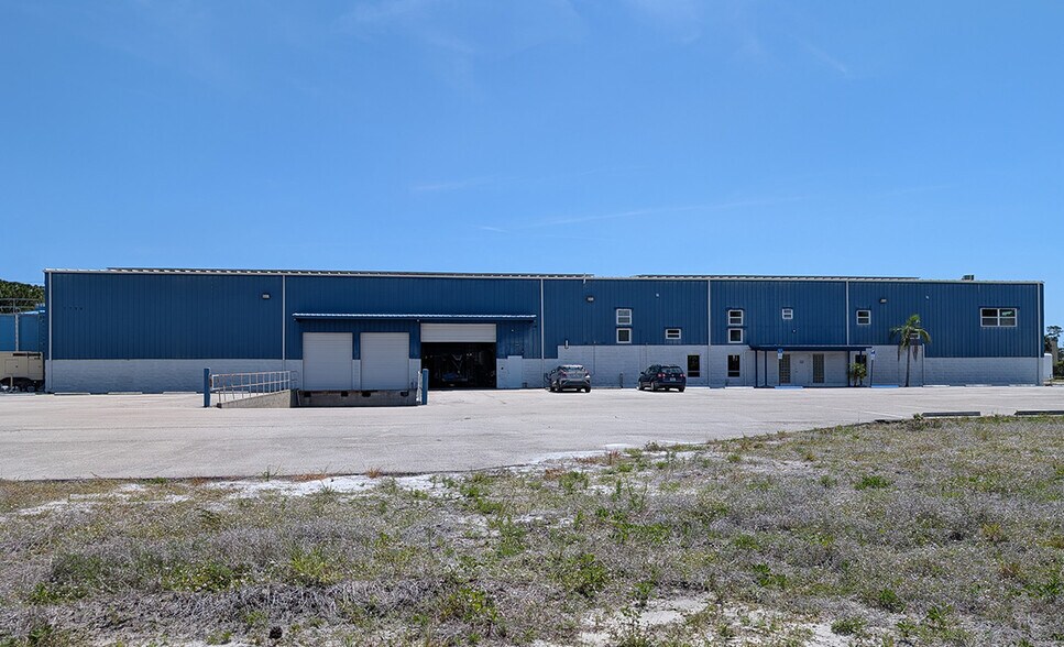 More Photos Of 7756 130th St, Sebastian Manufacturing For Sale