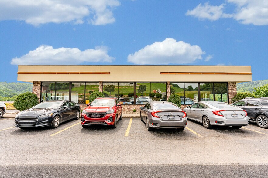 More Photos Of 2050 Winners Dr, Fairmont Auto Repair For Sale