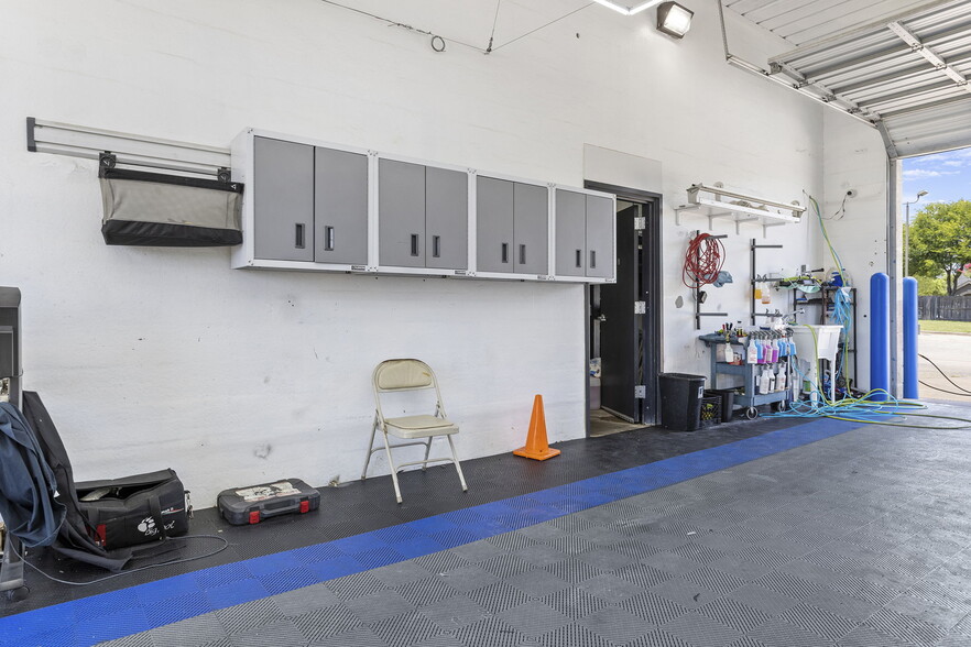 More Photos Of 2316 Pecan St W, Pflugerville Carwash For Sale