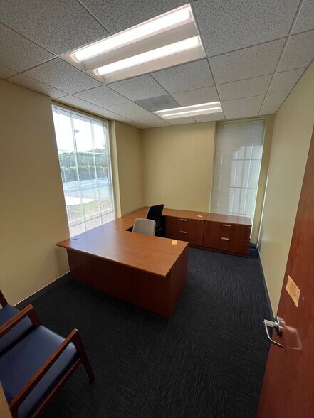 More Photos Of 136 Twin Oaks Rd, Dobson Storefront Retail Office For Lease