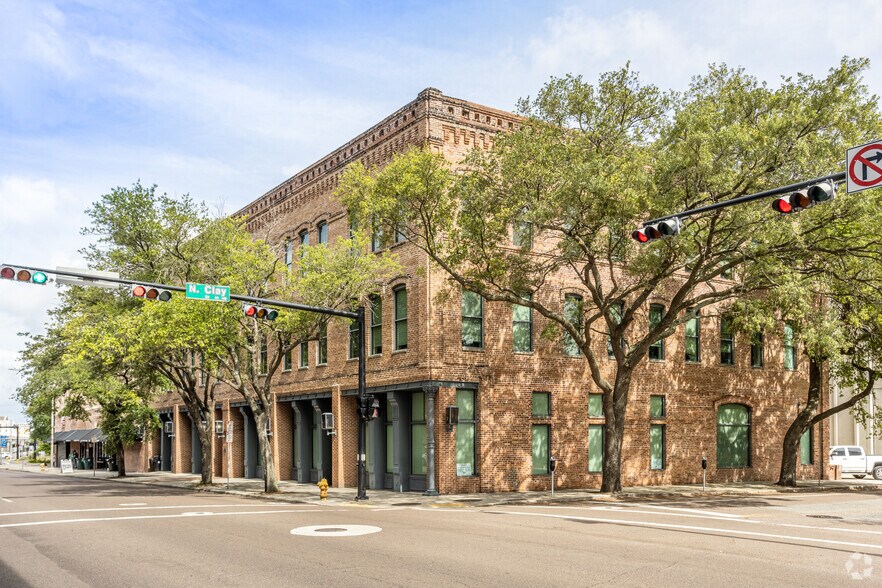 Primary Photo Of 501 W Bay St, Jacksonville Office For Lease