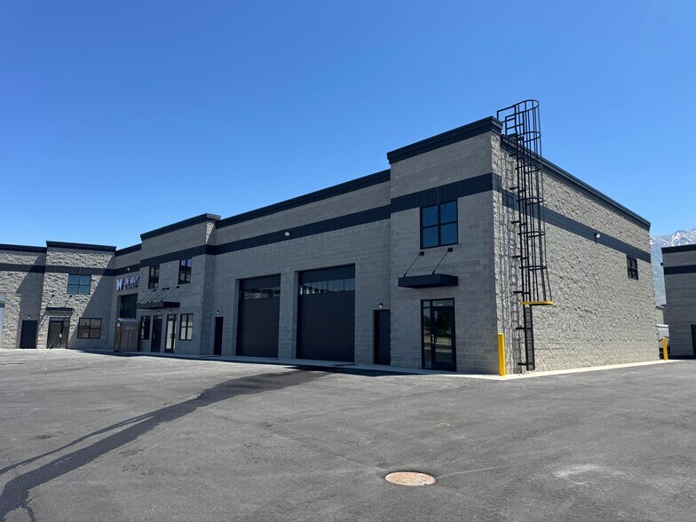 More Photos Of 111 S 700 E, American Fork Warehouse For Lease
