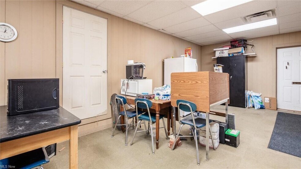 More Photos Of 441 Steubenville Ave, Cambridge Storefront For Sale
