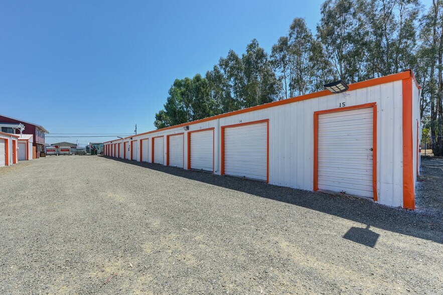 More Photos Of 7965 State Highway 99W, Gerber Self Storage For Sale