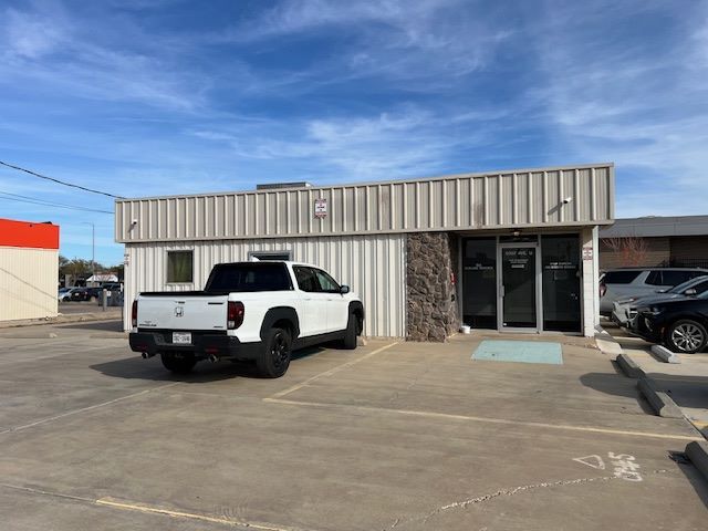 Primary Photo Of 5007 Avenue U, Lubbock Warehouse For Sale