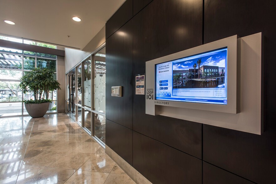 More Photos Of 19820 N 7th Ave, Phoenix Office For Lease