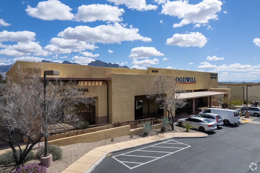 More Photos Of La Canada Dr @ Lambert Lane, Oro Valley Unknown For Lease
