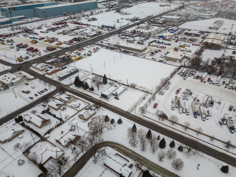 More Photos Of 10118 Eagle St, Dearborn Industrial For Sale