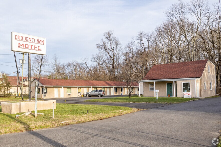 Primary Photo Of 77 US Highway 130, Trenton Hotel For Sale