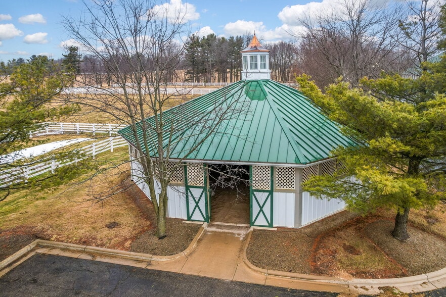 More Photos Of 12298 Croton Rd, Croton Specialty For Sale