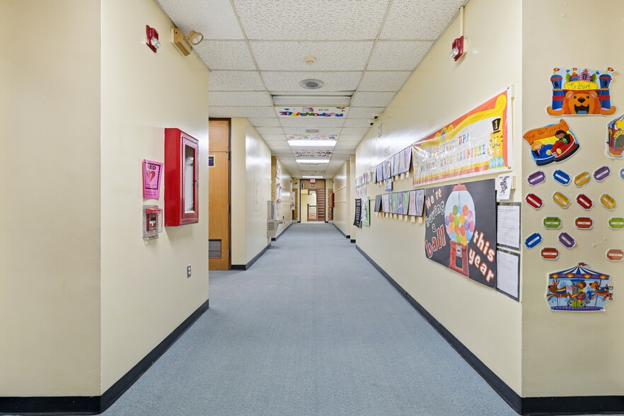 More Photos Of 221 E 12th Ave, Homestead Schools For Lease