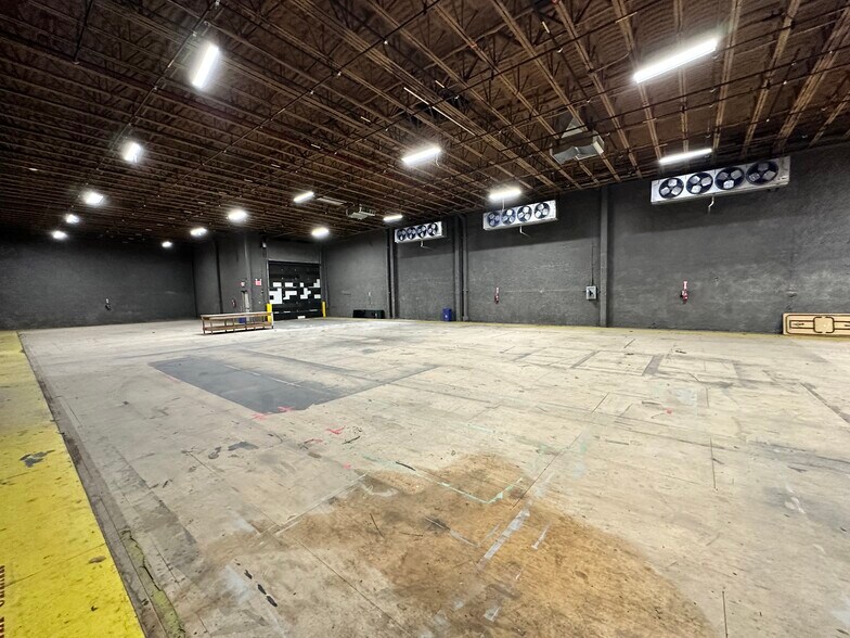 More Photos Of 4865 Arthur Kill Rd, Staten Island Warehouse For Sale