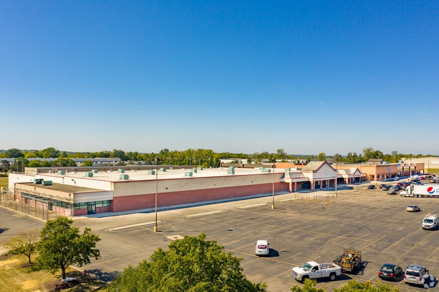 More Photos Of 625-725 W Central Ave, Springboro Storefront For Lease