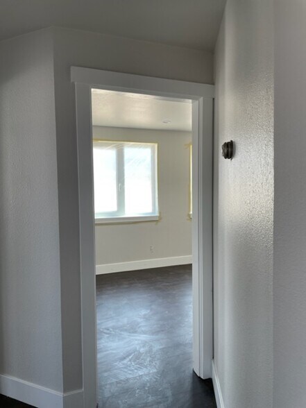 More Photos Of 105 Mount Rose St, Reno General Retail For Sale