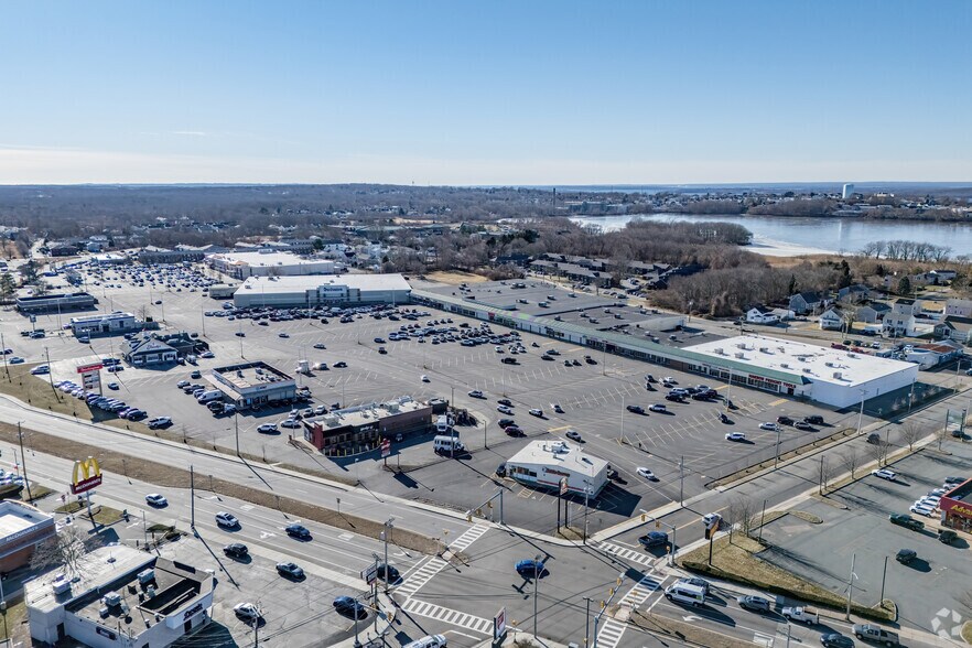 More Photos Of 181 Mariano Bishop Blvd, Fall River Unknown For Lease