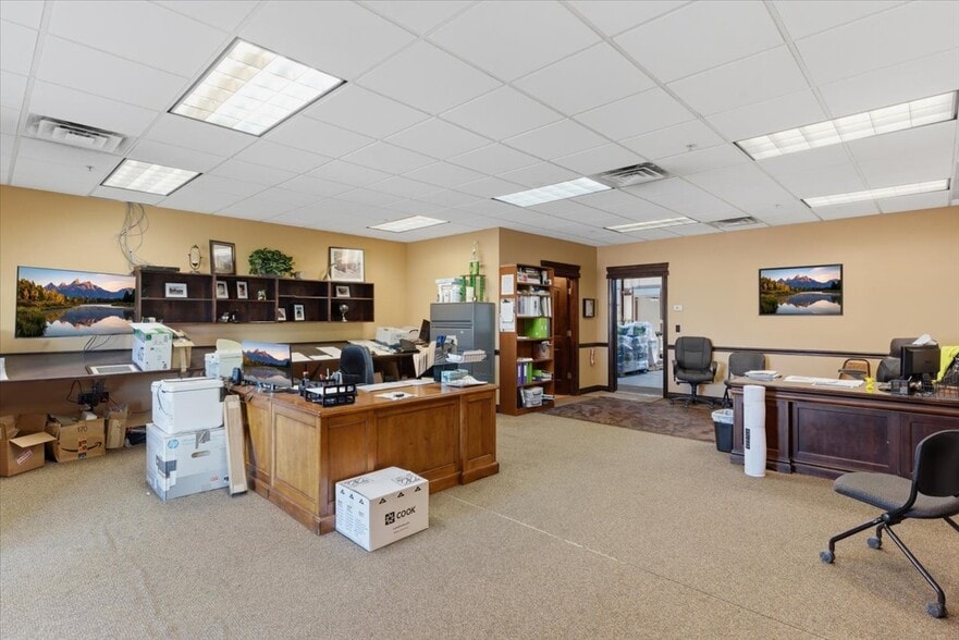 More Photos Of 1695 S 2050 W, West Haven Flex For Sale