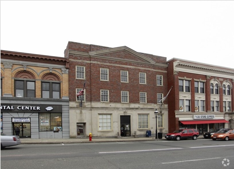 More Photos Of 1 Main St, Peabody Apartments For Lease