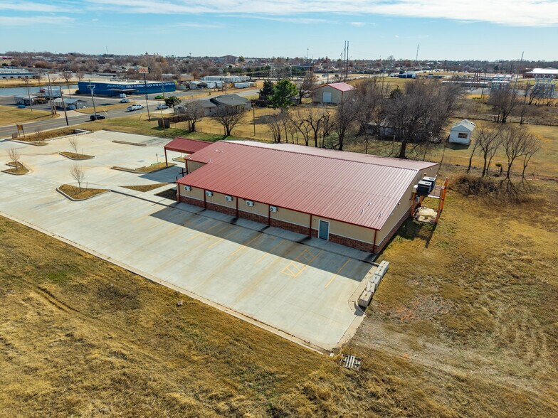 More Photos Of 8017 S Santa Fe Ave, Oklahoma City Religious Facility For Sale
