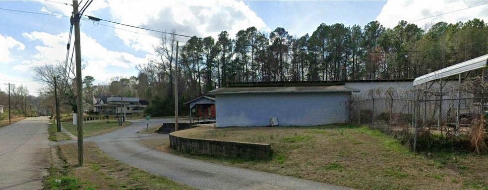 More Photos Of 907 N Washington St, Wadesboro Industrial For Sale