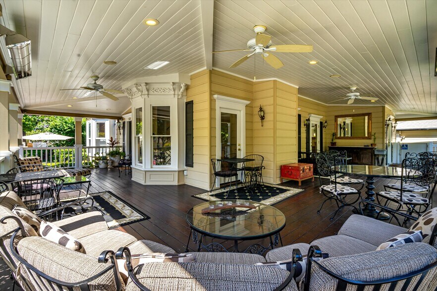 More Photos Of 1139 Lincoln Ave, Calistoga Hospitality For Sale