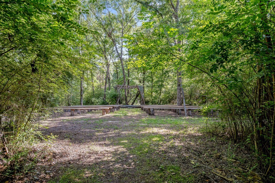 More Photos Of 980 County Road 1705, Jacksonville Lodge Meeting Hall For Sale