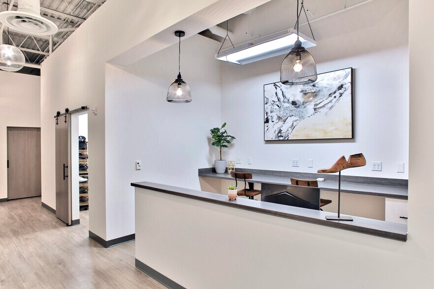 More Photos Of 6420 W Newberry Rd, Gainesville Medical For Lease