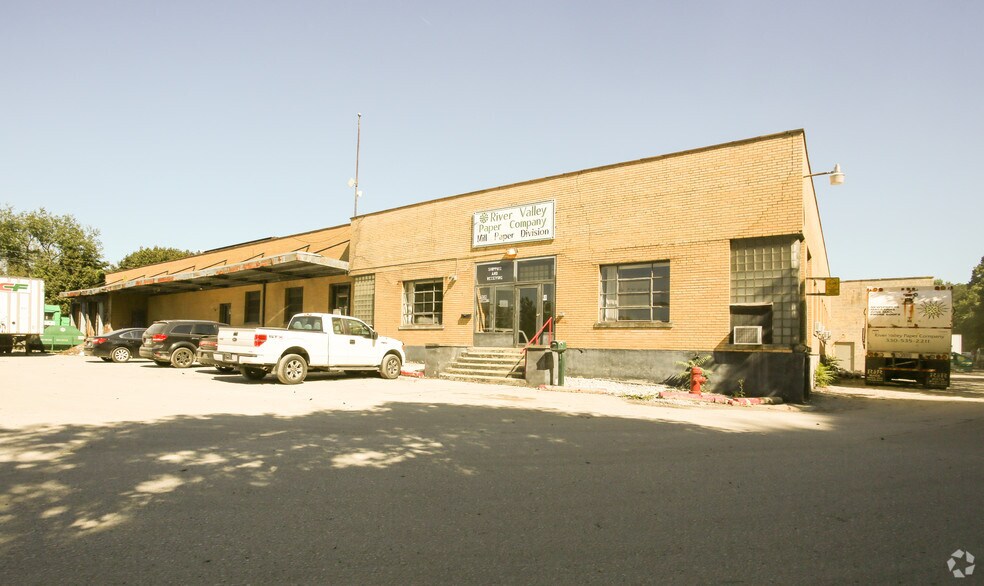 Primary Photo Of 131 N Summit St, Akron Warehouse For Lease