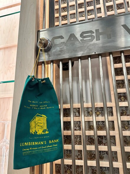 More Photos Of 221 W Webster Ave, Muskegon Coworking Space