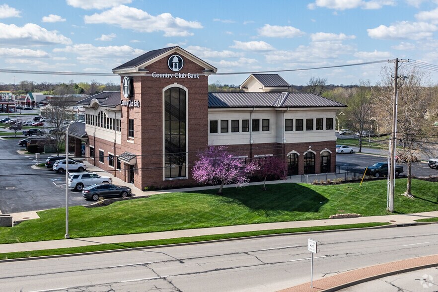 More Photos Of 21911 W 66th St, Shawnee Office For Lease