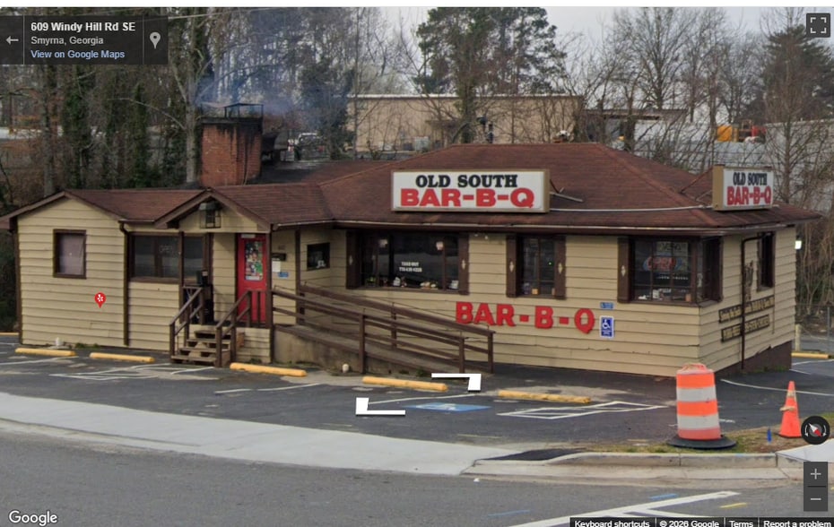Primary Photo Of 601 Burbank Cir, Smyrna Restaurant For Sale