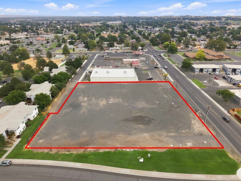 Primary Photo Of 11th & W. Highland Ave, Hermiston Land For Sale