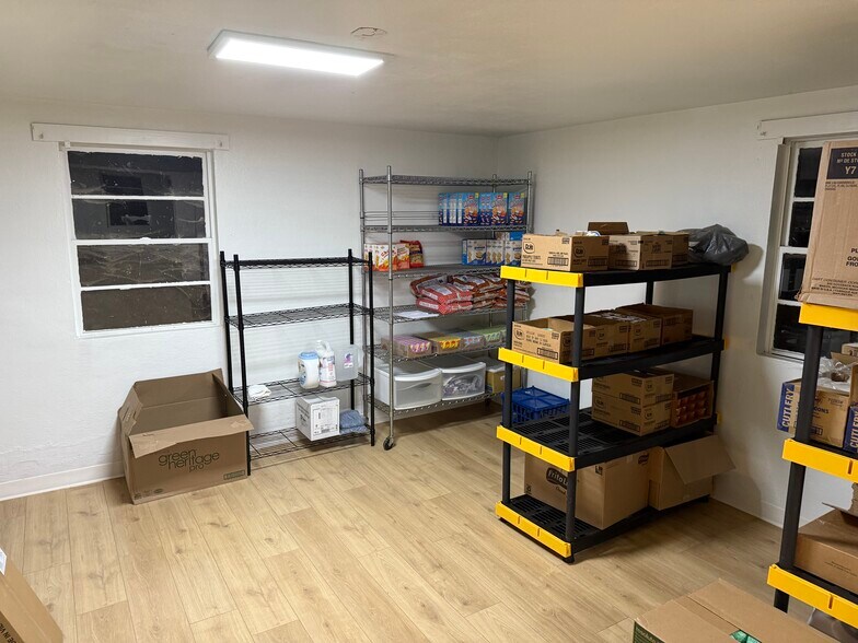 More Photos Of 96 W Felton Rd, Cartersville Office For Sale