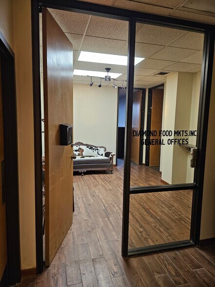 More Photos Of 150 Industrial Ave, Azle Bank For Lease