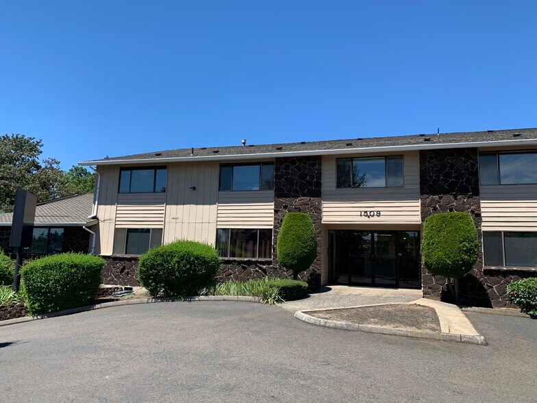More Photos Of 1509 SW Sunset Blvd, Portland Office For Lease