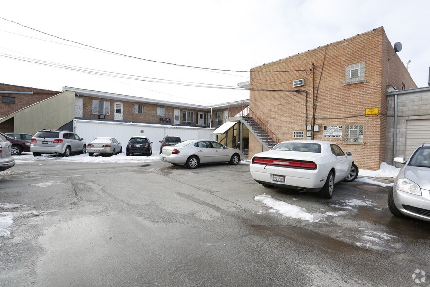 More Photos Of 12147-12151 S Western Ave, Blue Island Storefront Retail Residential For Lease