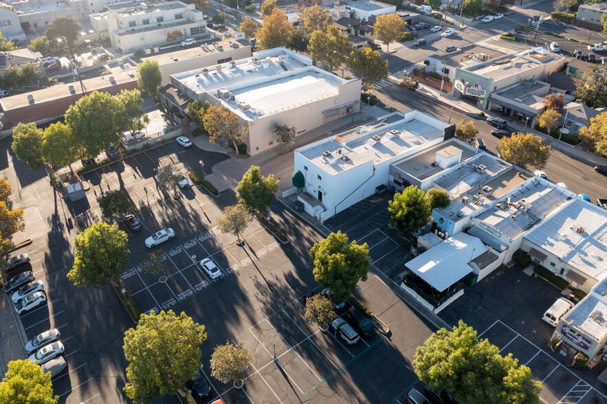 More Photos Of 82 W Sierra Madre Blvd, Sierra Madre Storefront Retail Office For Sale