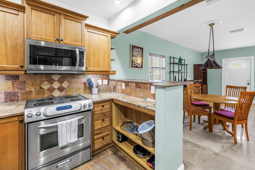 More Photos Of , Tampa Multifamily For Sale