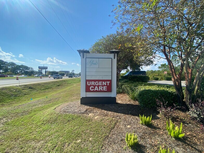 More Photos Of 12598 Emerald Coast Pky, Destin Medical For Lease