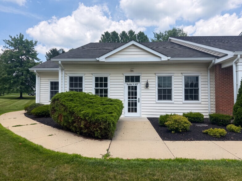 More Photos Of 390 Vineyard Way, West Grove Office For Lease