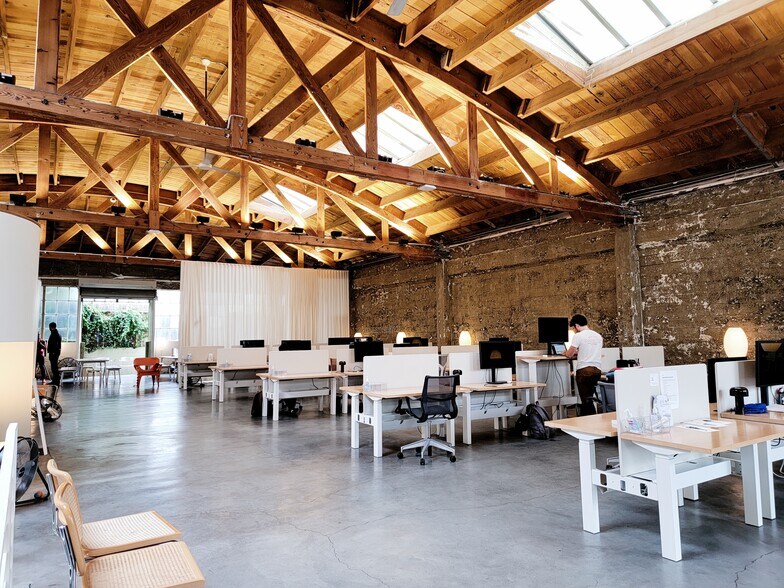 More Photos Of 930 Alabama St, San Francisco Loft Creative Space For Lease