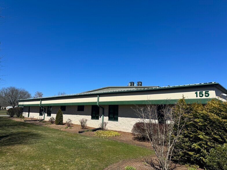 More Photos Of 155 Industrial Dr, Northampton Warehouse For Lease