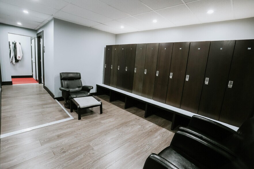 More Photos Of 1559 S Broadway, Denver Storefront Retail Office For Lease